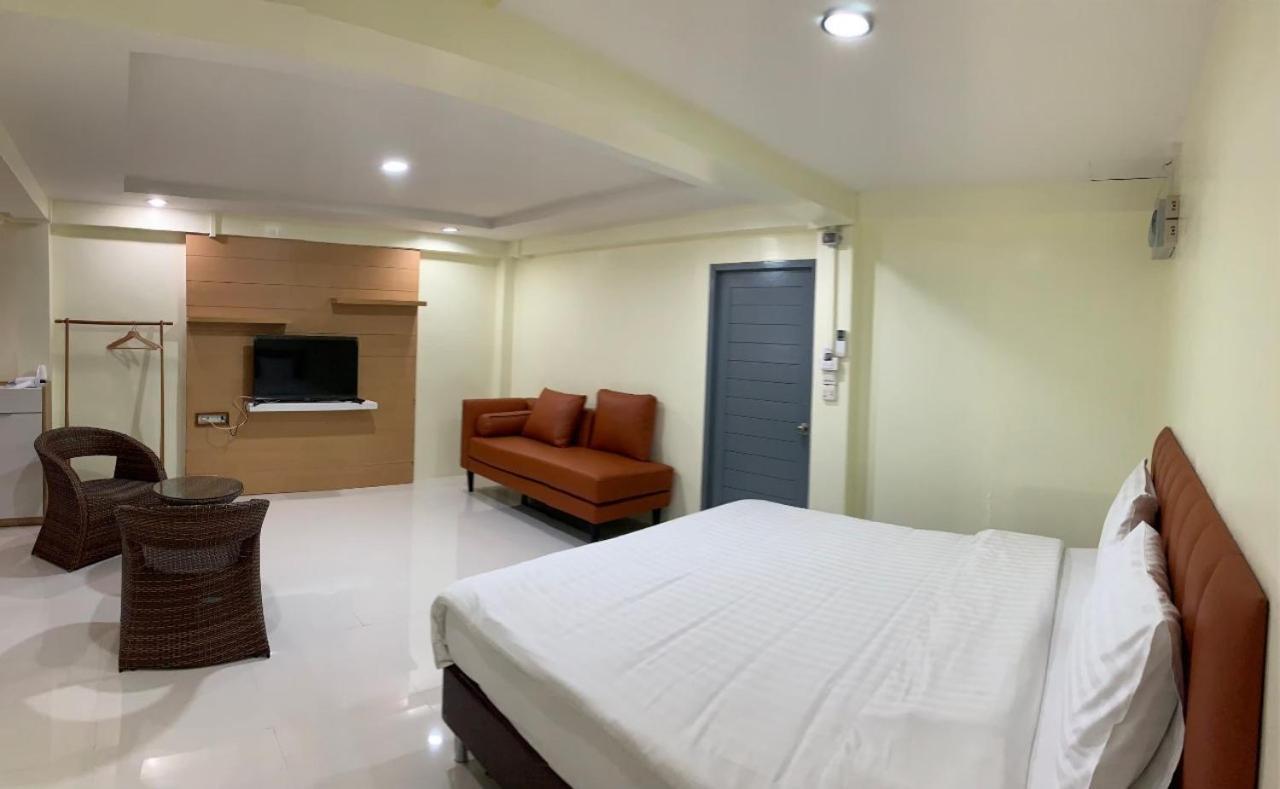 Petchsiri Room เพชรสิริรูม Ban Sai Mai Kültér fotó