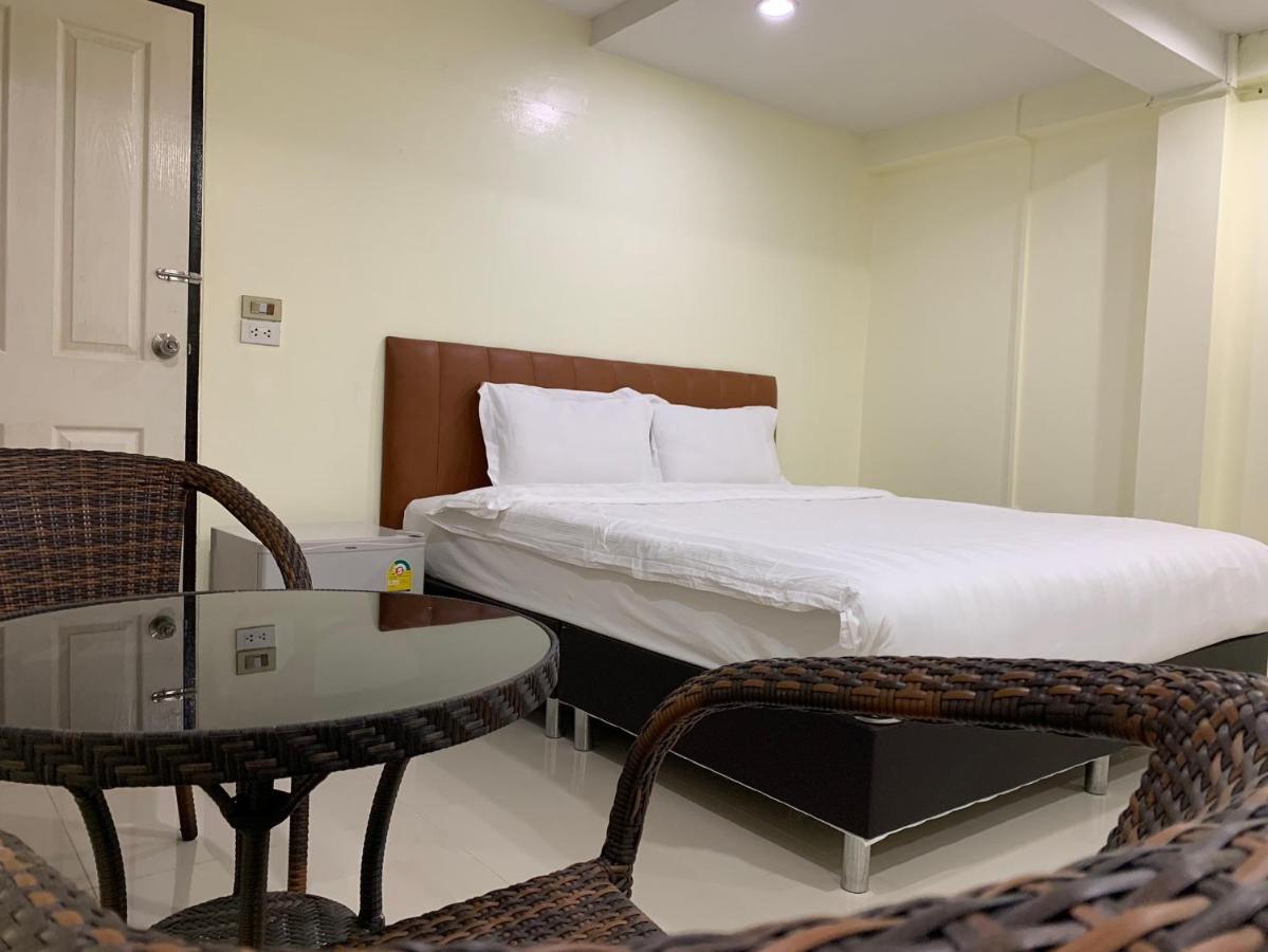 Petchsiri Room เพชรสิริรูม Ban Sai Mai Kültér fotó